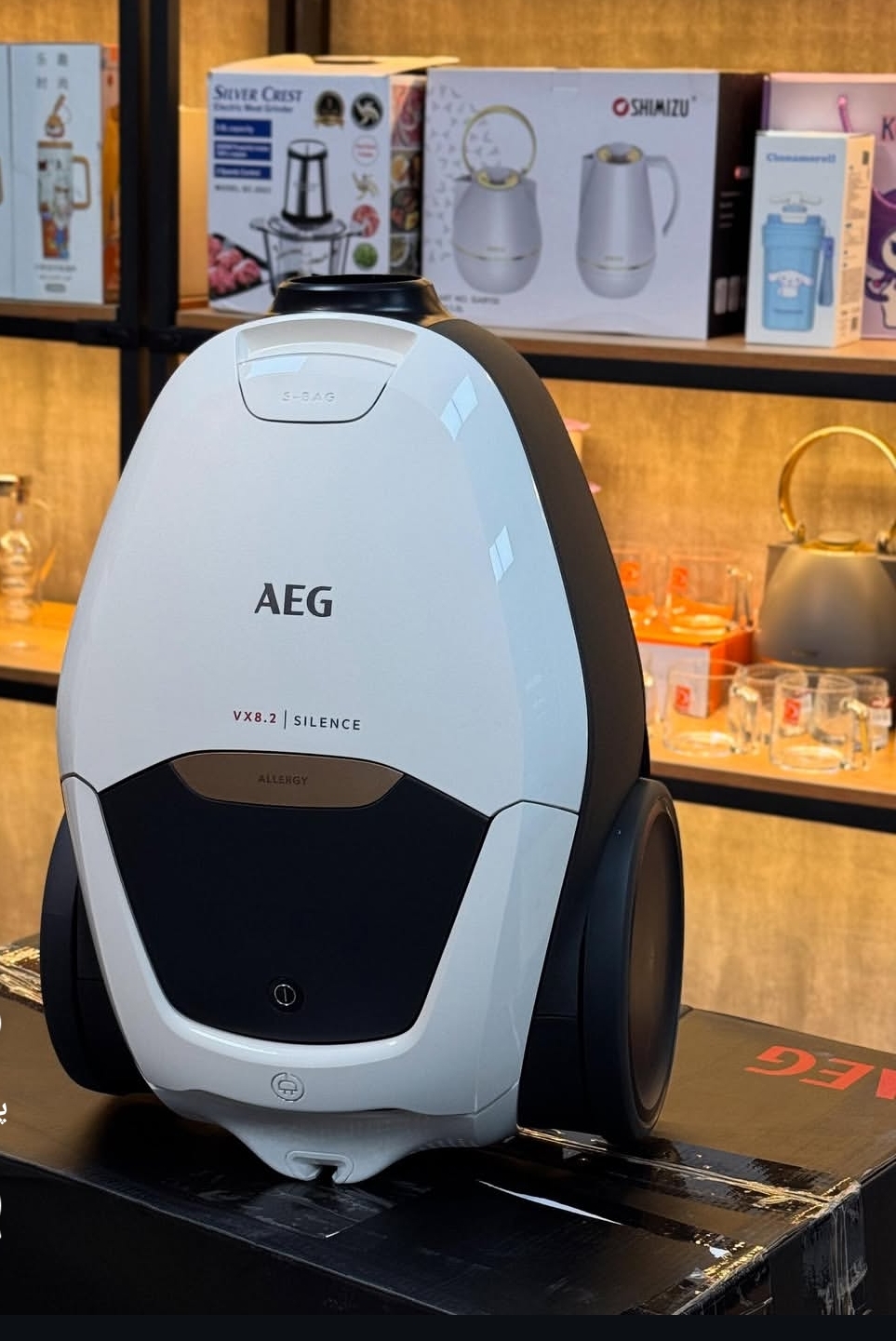 جارو برقی هوشمندآاگ VX82-1- ارسال از قشم AEG